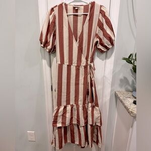 Knox Rose Pink and Cream Ruffled puff sleeve Wrap Midi Dress, size S